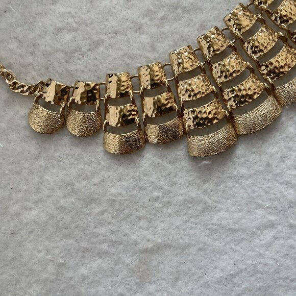 Gold Tone Bib Bold Statement Necklace Graduated Funky Chunky Adjustable 19" - Picture 9 of 11